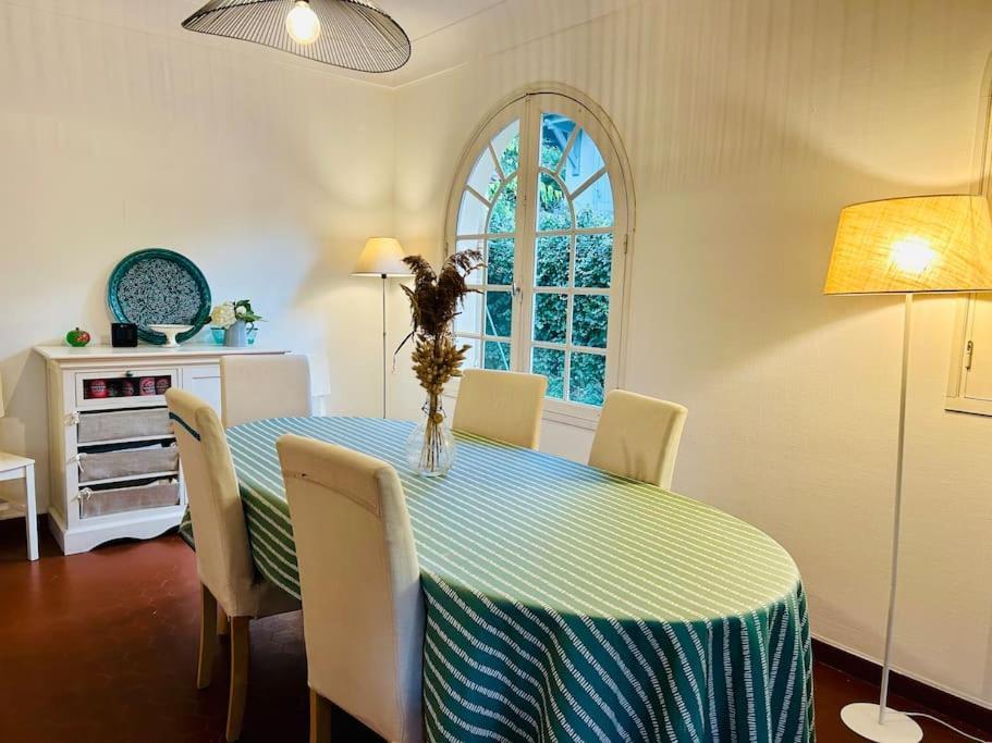Villa6pers,moulleau,2minpiedplage,jardin,parking,wifi * Arcachon